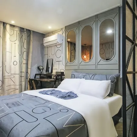 HOTEL DEAN