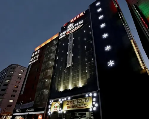 Rosenheim Hotel dekat Pom Bensin Munbong