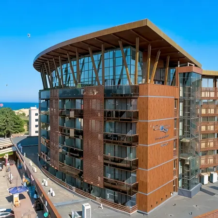 Galeon Residence & Spa