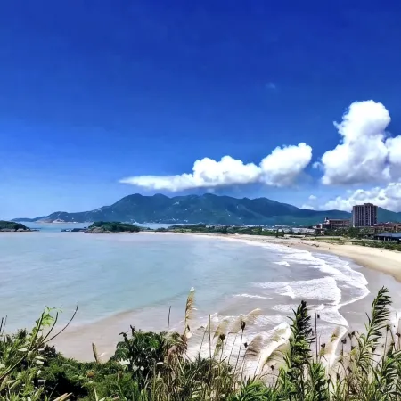 Puli Seaview Holiday Hotel (Zhujiajian Lvcheng Dongsha)