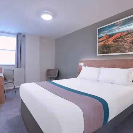 Travelodge Edinburgh Central