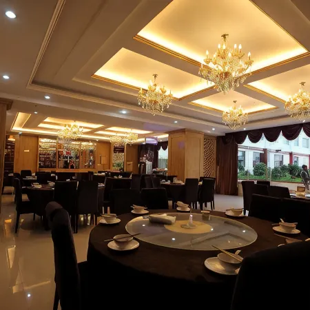 Sanjiangyuan Hotel
