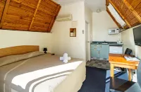 Mountain Chalets Motel