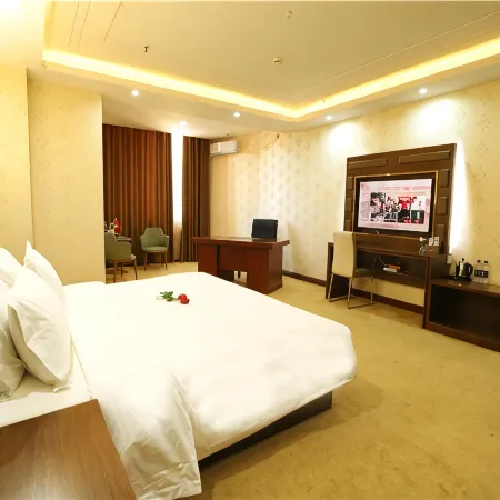 Borrman Hotel (Zhangye Shandan)