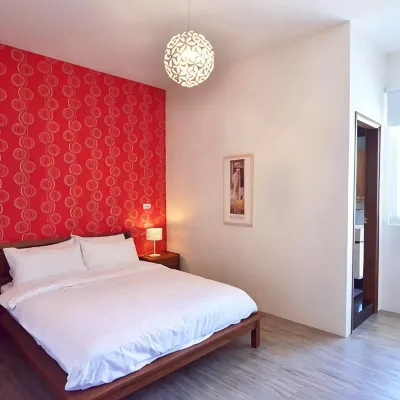 Blueheron Hostel โรงแรมใกล้วัดตงหลง