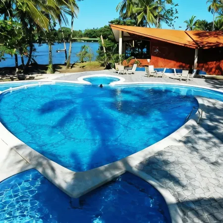 Aninga Lodge