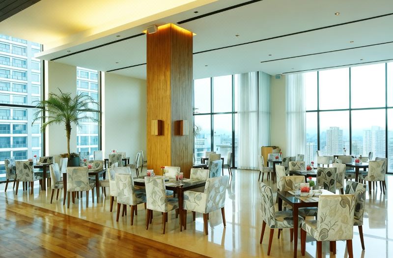 City Garden Grand Hotel photo 2