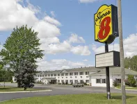 Super 8 by Wyndham Escanaba