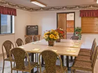Super 8 by Wyndham Portsmouth Hotels in Scioto County