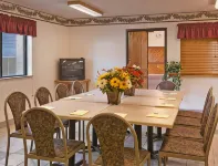 Super 8 by Wyndham Portsmouth