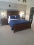 Warren Cove 6Bd 3.5ba Home  Sleeps 22, Ramp, Dock Plenty of Parking - 4-Star
