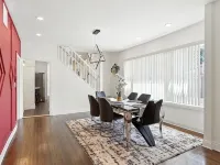 Cozy 5BR Chicago Retreat Sleeps 10 Hotels near Bronzeville Children's Museum