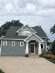 Family lake retreat w/ hot tub! Amazing sunsets! - Wifi