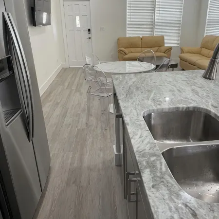 House 2 Bedrooms /2 full bathrooms Downtown Winter Garden