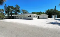 4-bedroom house on Longboat Key with beach only 150 yards away.