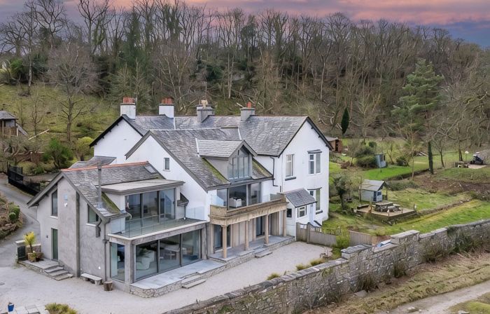 Beach Haven - Stunning Beach Front Property