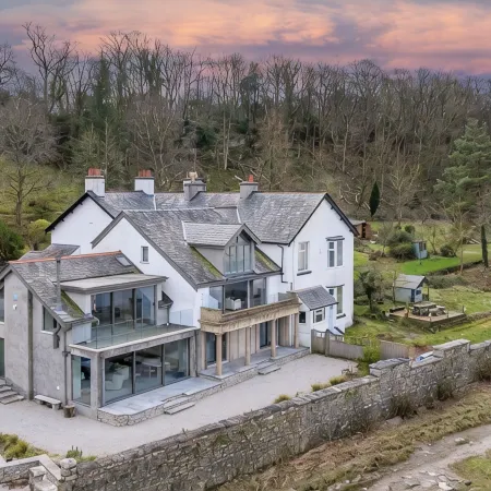 Beach Haven - Stunning Beach Front Property Hotels in Carnforth