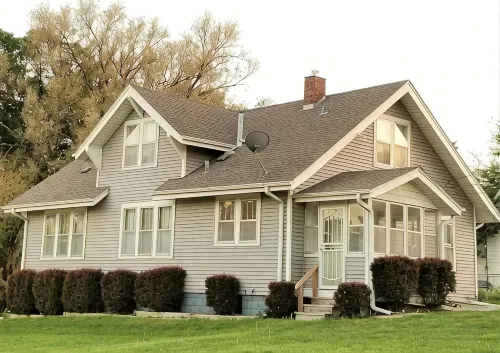 Beautiful Home near Zoo/College World Series/Downtown - 방갈로