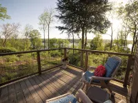 Glamping RV Overlooking Conesus Lake Finger Lakes Region Fire Pit A/C and Pool Hotele w: Conesus