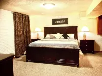 Entire beautiful home: 5BR/3BA with 2 king beds - บังกะโล