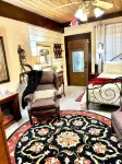 BoisD’Arc Bungalow and Suites - private Studio Type Suite - queen bed - 4성급