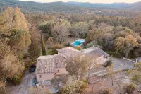 Charming provencal villa with beautiful garden and pool near Sainte-Maxime! -  Ferienhäuser