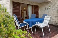 Beautiful spacious apartment (No. 5) with 2 bedrooms 300m from the beach - 2-Sterne