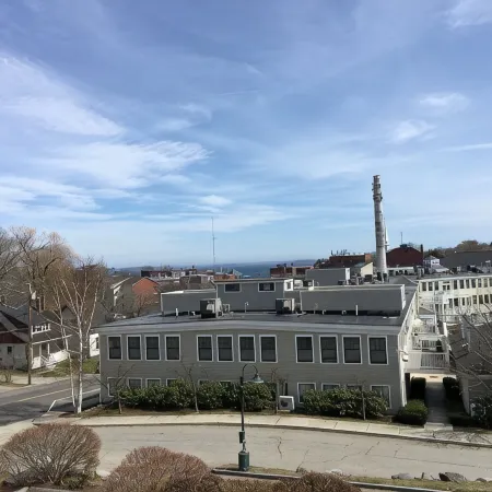 Spacious 1 bedroom apartment in town with a water view!
