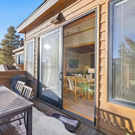 4 BR Condo-Hot Tub & Pool & 4 lift passes each day at Keystone-Breck & Arapahoe