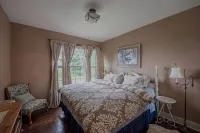 精美住宅，距胡德河6英里，配有熱水浴缸和桑拿，私人公寓！ - 5 星級