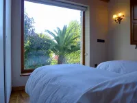 Casa La Marina. Berbes. Finca 3000 m2, parking, overlooking the sea / mountain, golf 500 m