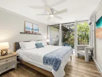 3 Bedroom Condo Sleeps 8, Private Hot Tub, Lanai, Golf Course Sunset View Hotels in Kahuku