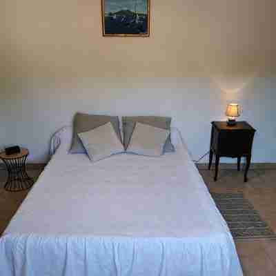 Charming villa in the heart of the maquis Rooms