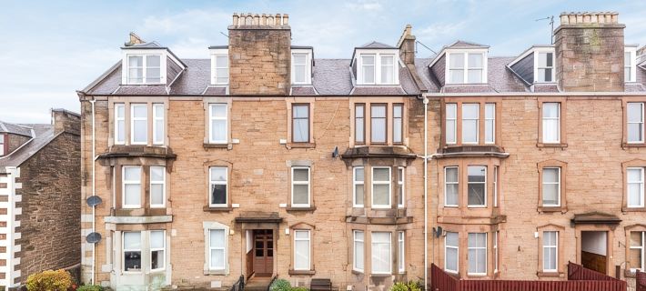 Claymore Apartment, Brook Street, central Broughty Ferry, Dundee ダンディーのホテル