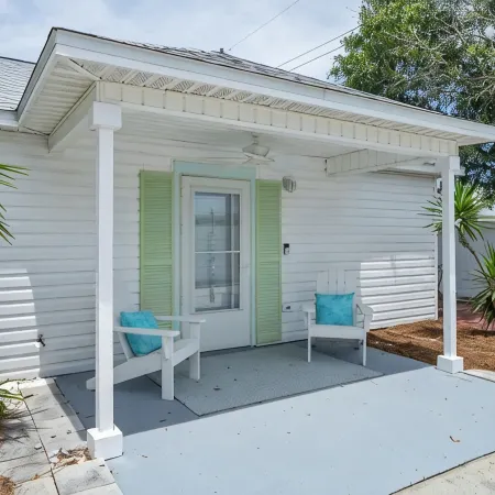 Private Pool! 3 Blks to Beach Access! West Destin, Next to the Henderson!