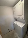 Entire One bedroom basement suite+Laundry+Kitchen - 홈스테이