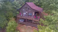 1 Night Stays Available . Helen Water Tubing 10 Min Drive. - Alppimaja