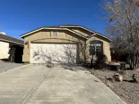 Cozy Rio Rancho home with easy access to Santa Fe, Albuquerque, or Jemez Springs - Wi-Fi