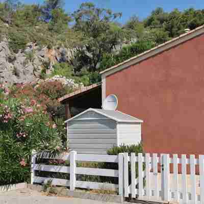 House 5 minutes from the beach, shared swimming pool in the residence Hotel Exterior
