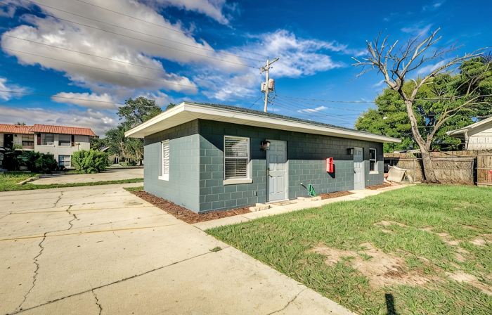 Studio Apartment in Winter Haven, FL