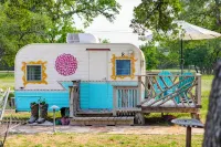Glamping in Spicewood TX Hill Country~ The Pearl at Green Acres - 4-Star