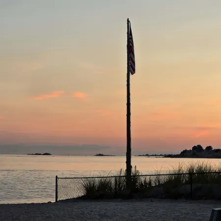Charming year-round beach home in Indian Town, Old Saybrook