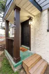 Cozy Pet-Friendly Monthly Discount Furnished King Bed Workspace Single Level - Wifi