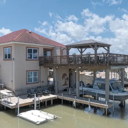 Discover Your Dream Waterfront Getaway in Port Isabel, Texas!