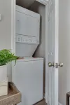 Clean and Private Updated Duplex Apartment - Wifi