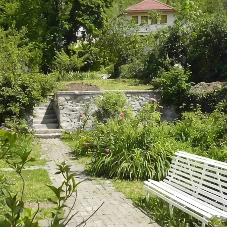 T3 85m2 ds villa coecilia with garden 300m thermal baths cable cars Ax les Thermes