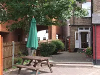 Alexandra Guest House Hotels in Hemel Hempstead