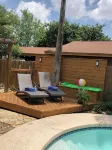 Superb 3-bedroom house with AC in McAllen. Diana's Pool House - Private Pools