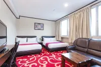 โรงแรมวิสตาเรีย - โรงแรมราคาถูก