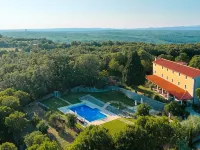 Villa Calussovo Hotels in Labin